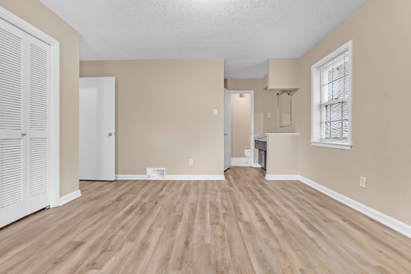 Building Photo - 5304 Haleville Rd