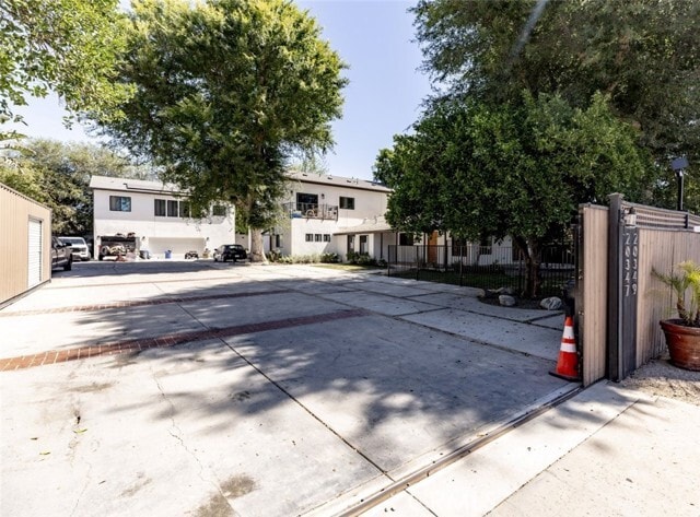 Building Photo - 20347 Runnymede St