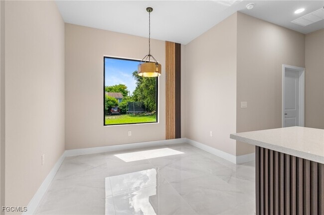 Building Photo - 2809 25th St SW