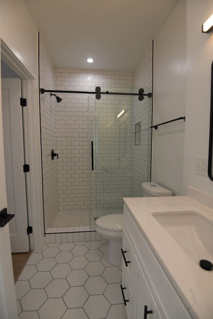 Building Photo - 5915 Fair Ave