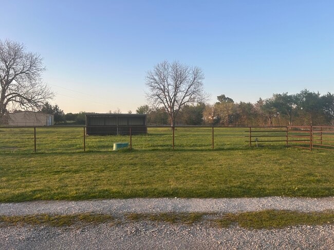 Building Photo - 1701 Co Rd 113