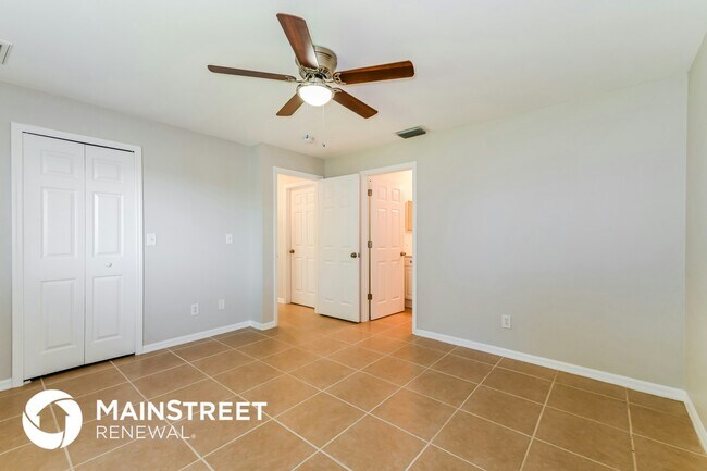 Building Photo - 1804 NE 21st St