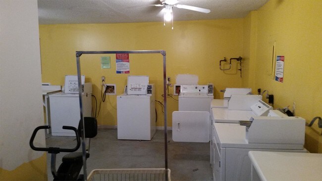 Building Photo - 4111 Newson Rd SW