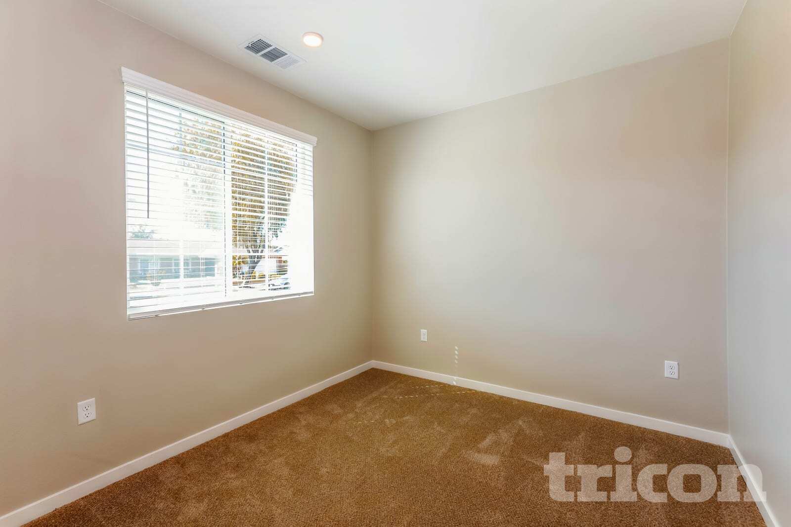 Building Photo - 1704 Taylor Ave