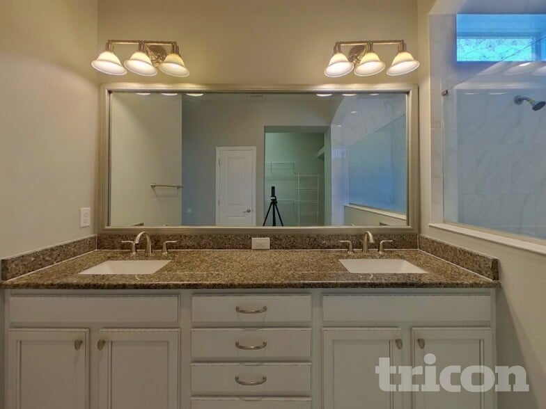 Building Photo - 1858 Montgomery Bell Rd