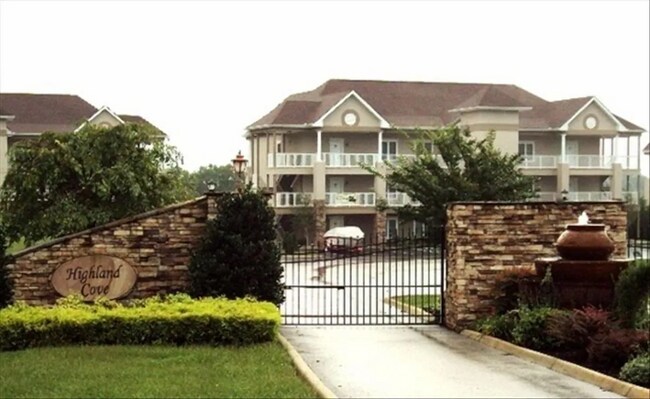 Building Photo - 7100 Dale Ridge Rd