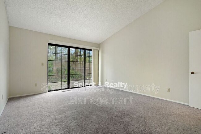 Building Photo - 546 La Corso Dr