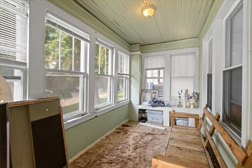 Building Photo - 1117 Foster St