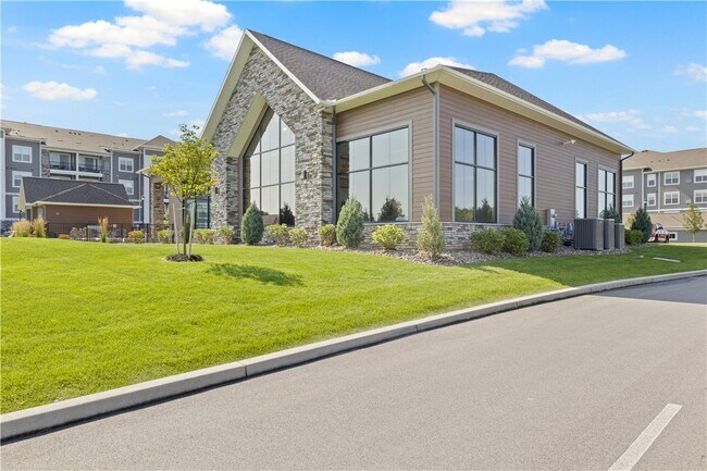 Building Photo - 200 Dunnwood Grn Ln