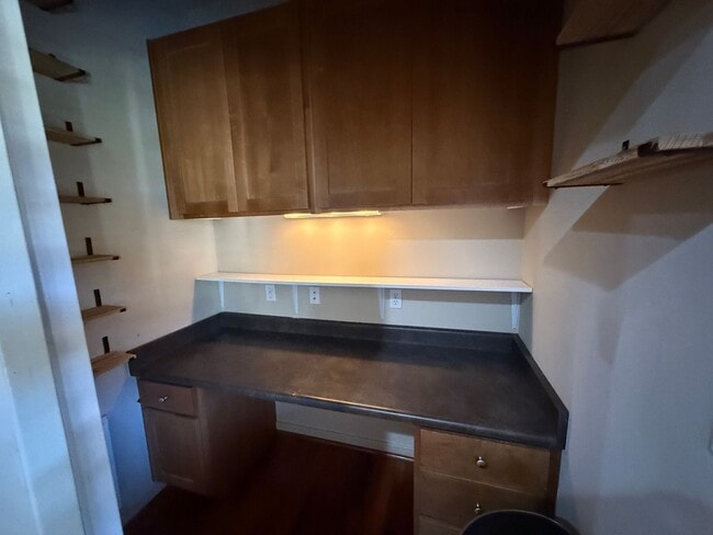 Building Photo - Experience Comfortable Living at The Camde...