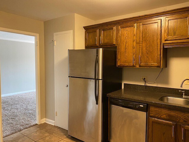 Kitchen - 3415 West End Ave