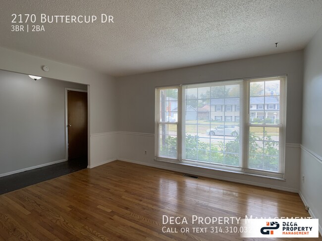 Building Photo - 3 Bedroom House
