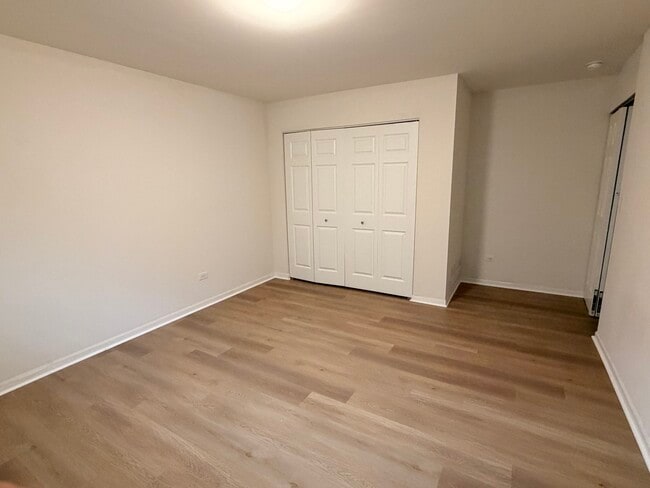 Building Photo - 4424 Monroe Ct