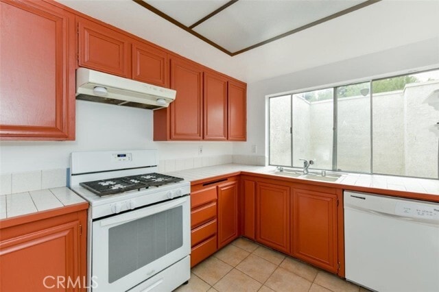 Building Photo - 2057 Dacian Dr S