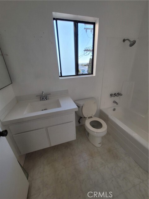 Building Photo - 10521 National Blvd