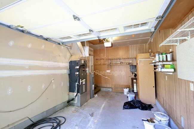 Building Photo - 9713 Pampas Dr