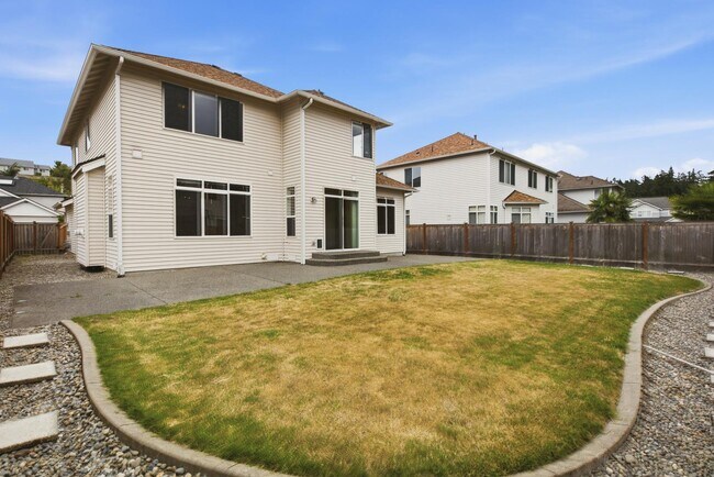 Building Photo - 6426 62nd St Ct W