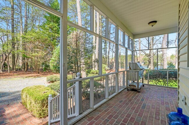 Building Photo - 14279 Eastfield Dr