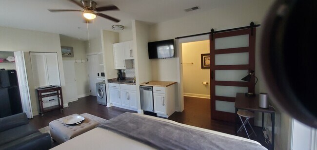 Building Photo - 108 Cypress Point Ct #106-B