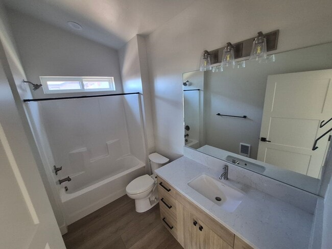 Building Photo - 3783 SW 47th St