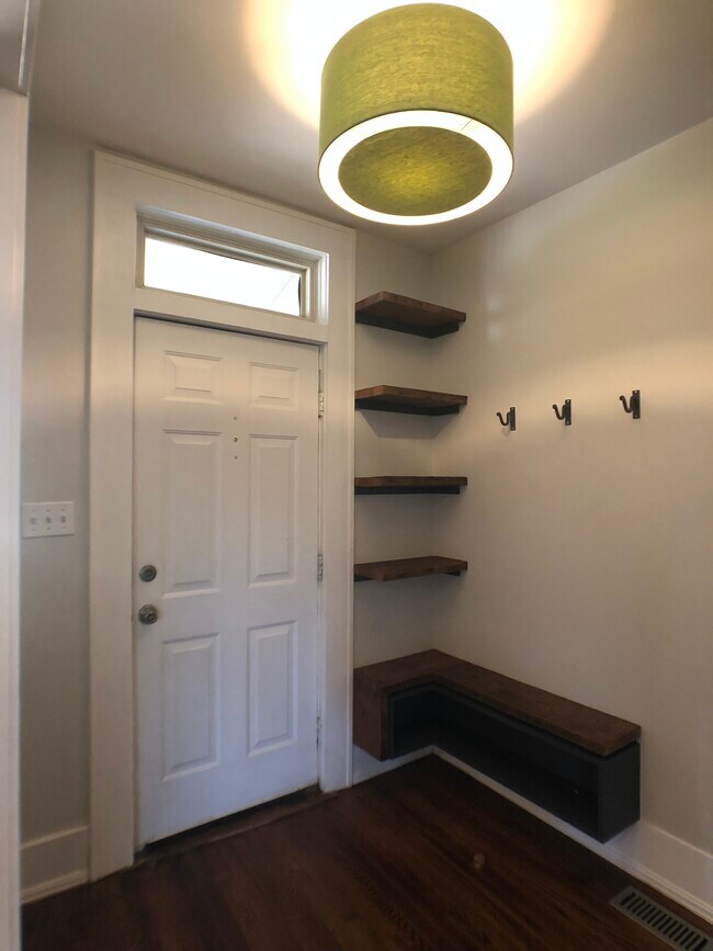 Building Photo - Neal Street Townhomes