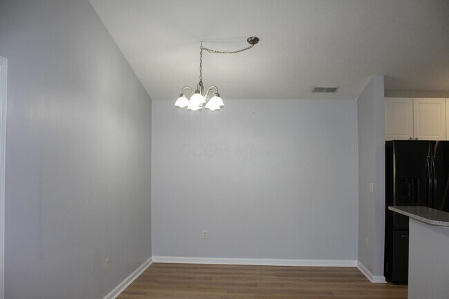 Building Photo - 7774 Essex Gate Dr