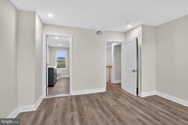 Building Photo - 2447 Turner St