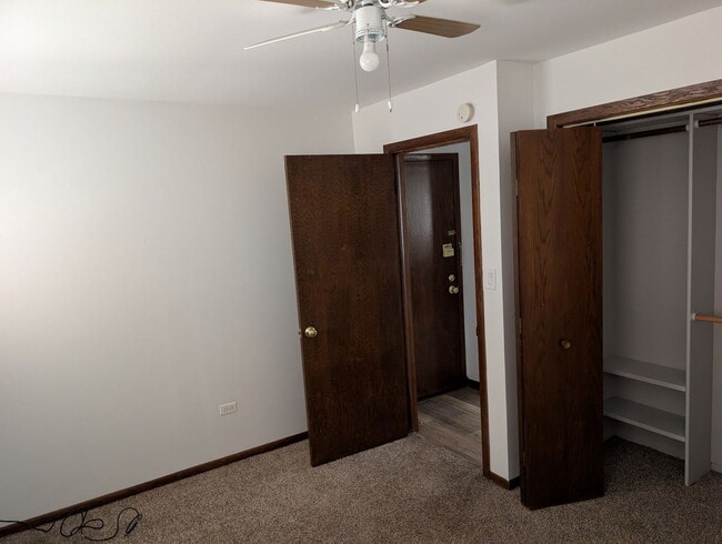 Building Photo - 2411 N 77th Ct