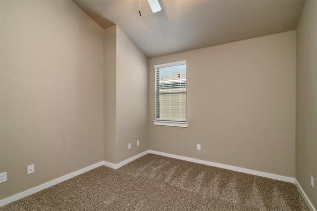 Building Photo - 707 Harvest Moon Dr