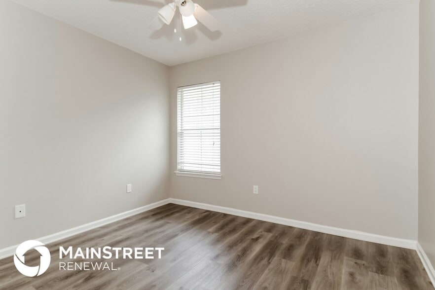 Building Photo - 11217 Panther Creek Pkwy