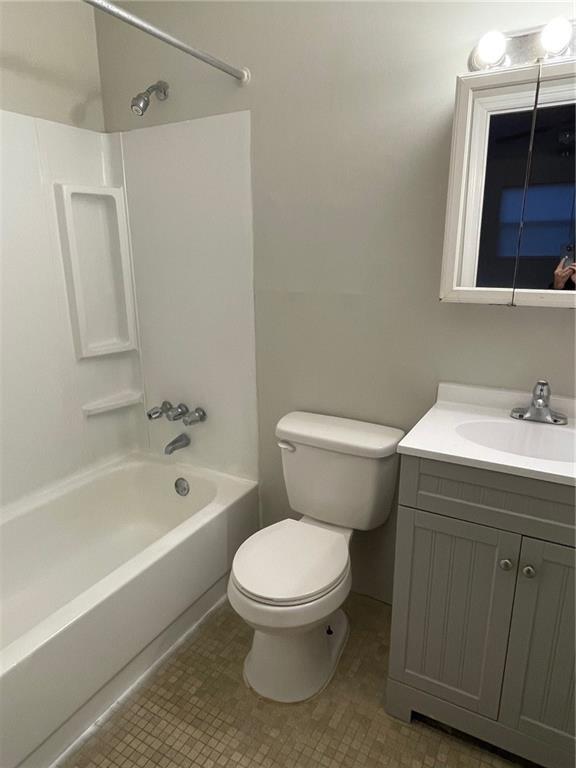 Building Photo - 209 Urbana Oaks Cir