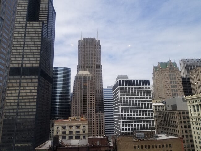 Building Photo - 235 W Van Buren St