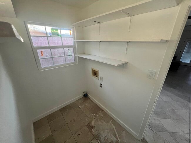 Building Photo - 312 Candlewood Rd