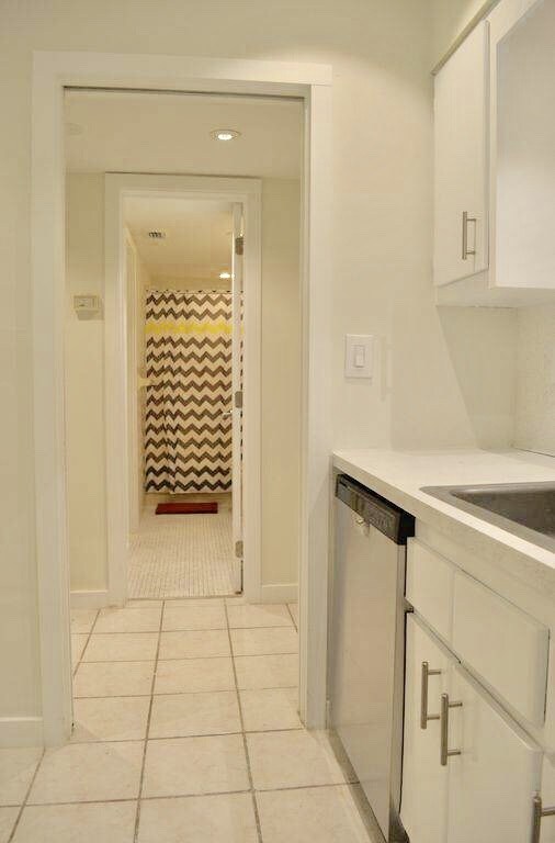 Building Photo - 7505 SW 82nd St