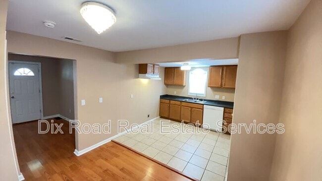 Building Photo - 1425 Welsh Ave