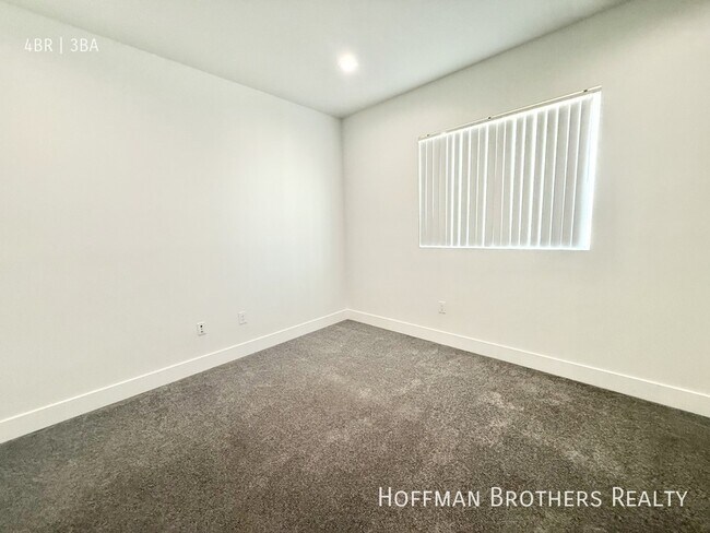 Building Photo - 6905 Ben Ave