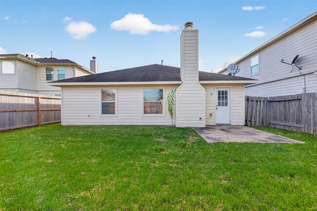 Building Photo - 8010 Indian Desert Dr