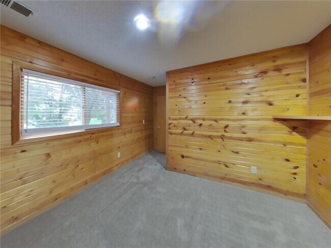 Building Photo - 13537 Dellwood Ct