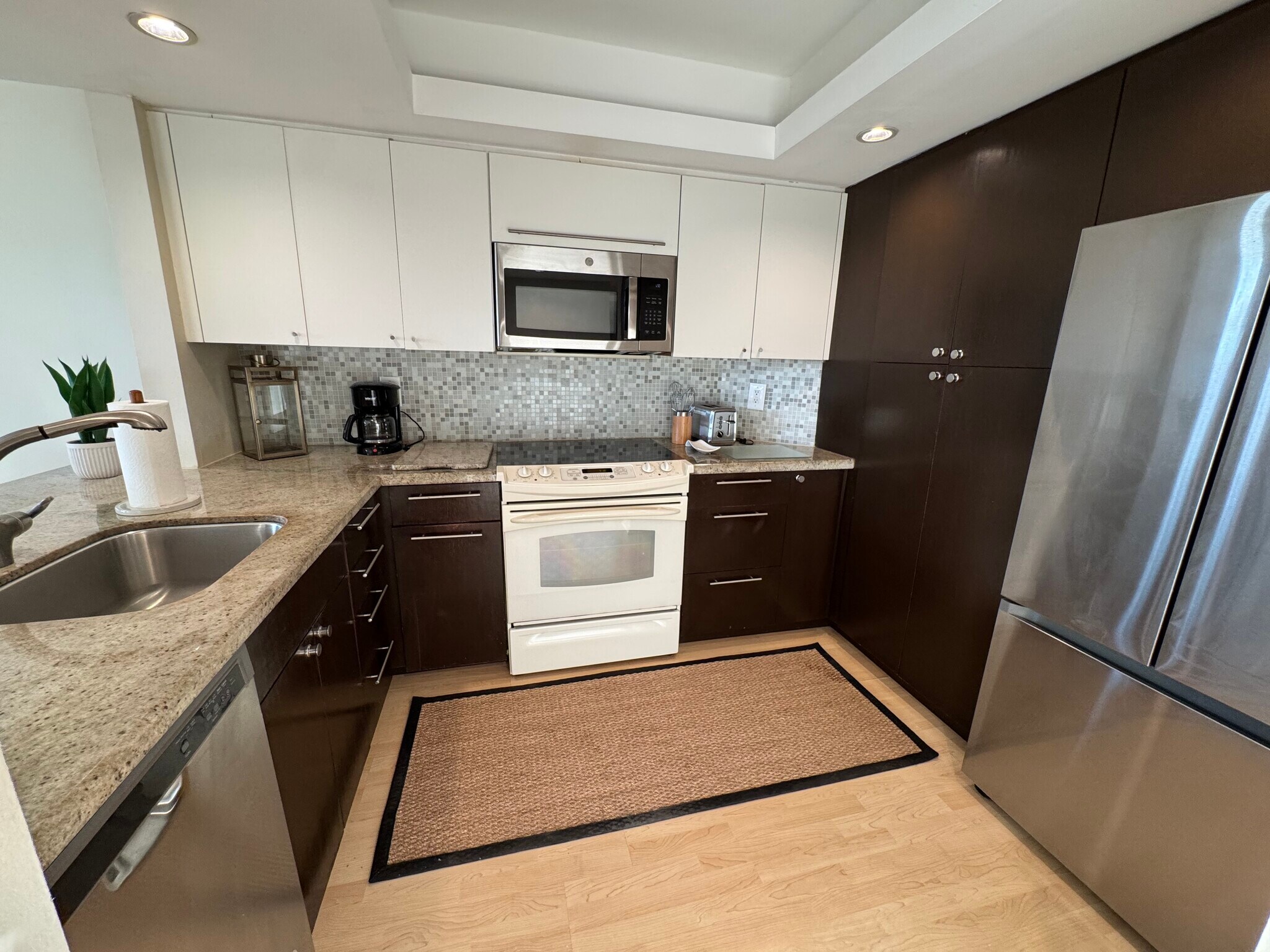 Building Photo - 600 Egret Cir