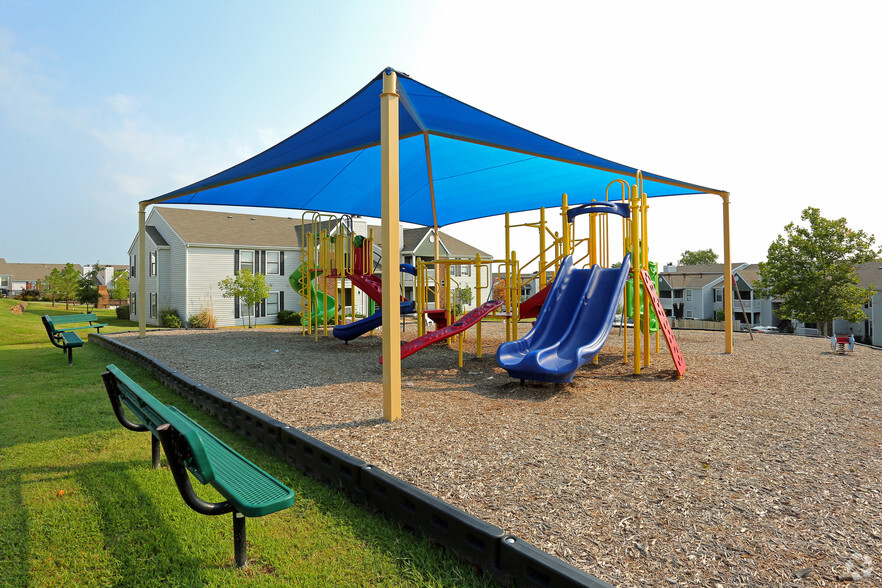 Large Playground - The Arden Overlook