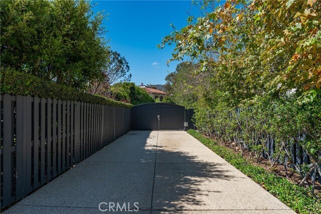 Building Photo - 28850 Hampton Pl