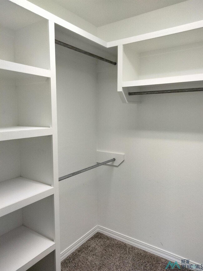 Building Photo - 621 Providence Cir