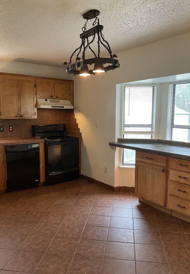 Building Photo - COMING SOON!