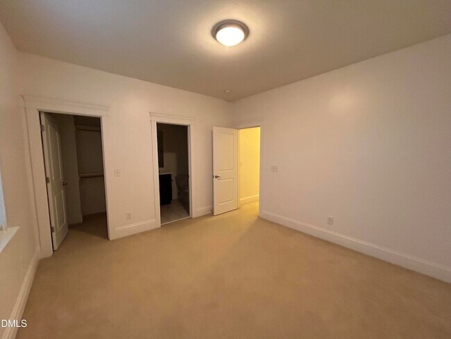 Building Photo - 1045 Philpott Dr