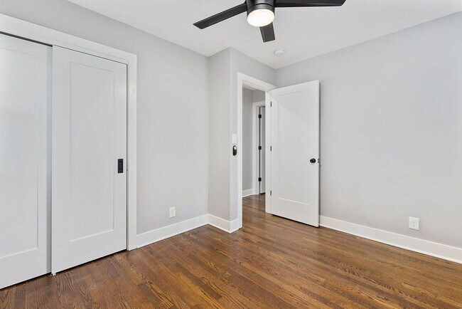 Building Photo - 7615 W 95th Terrace
