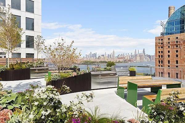 Building Photo - 1 bedroom in BROOKLYN NY 11249