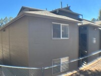 Building Photo - Great studio condo in the Arbors!