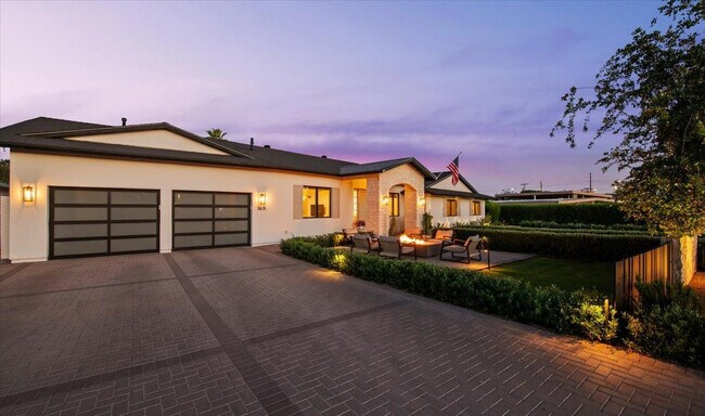 Building Photo - 3631 N 54th Ct