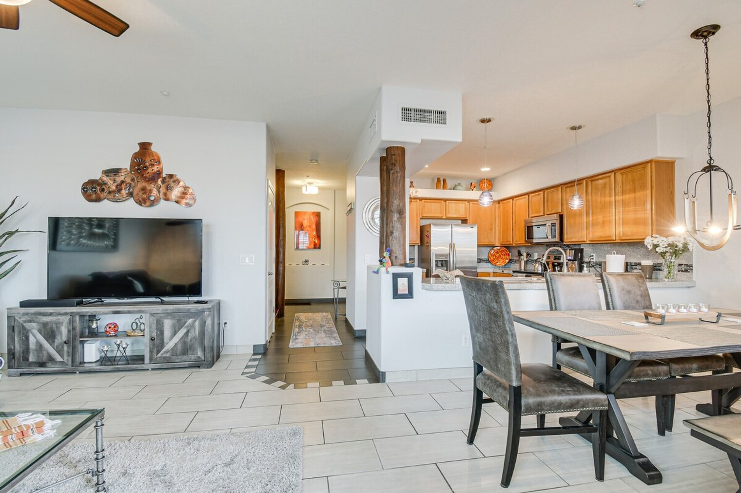 Building Photo - 13847 N Hamilton Dr