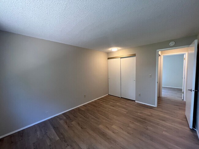 Building Photo - 3643 SE Tenino St